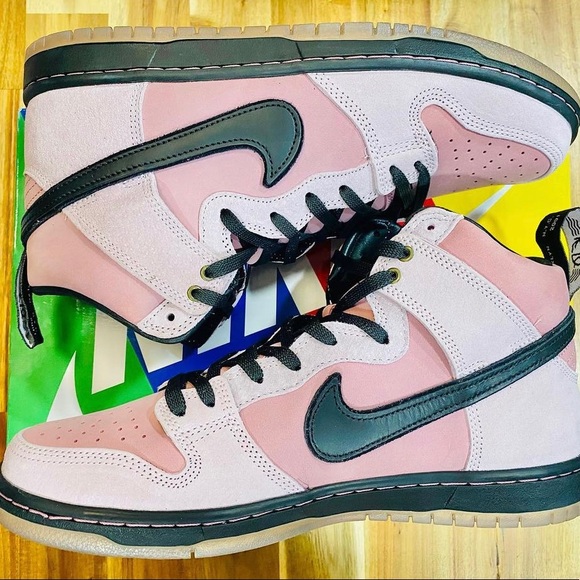 Nike SB x KCDC 20th Anniversary Dunk High - Picture 1 of 8